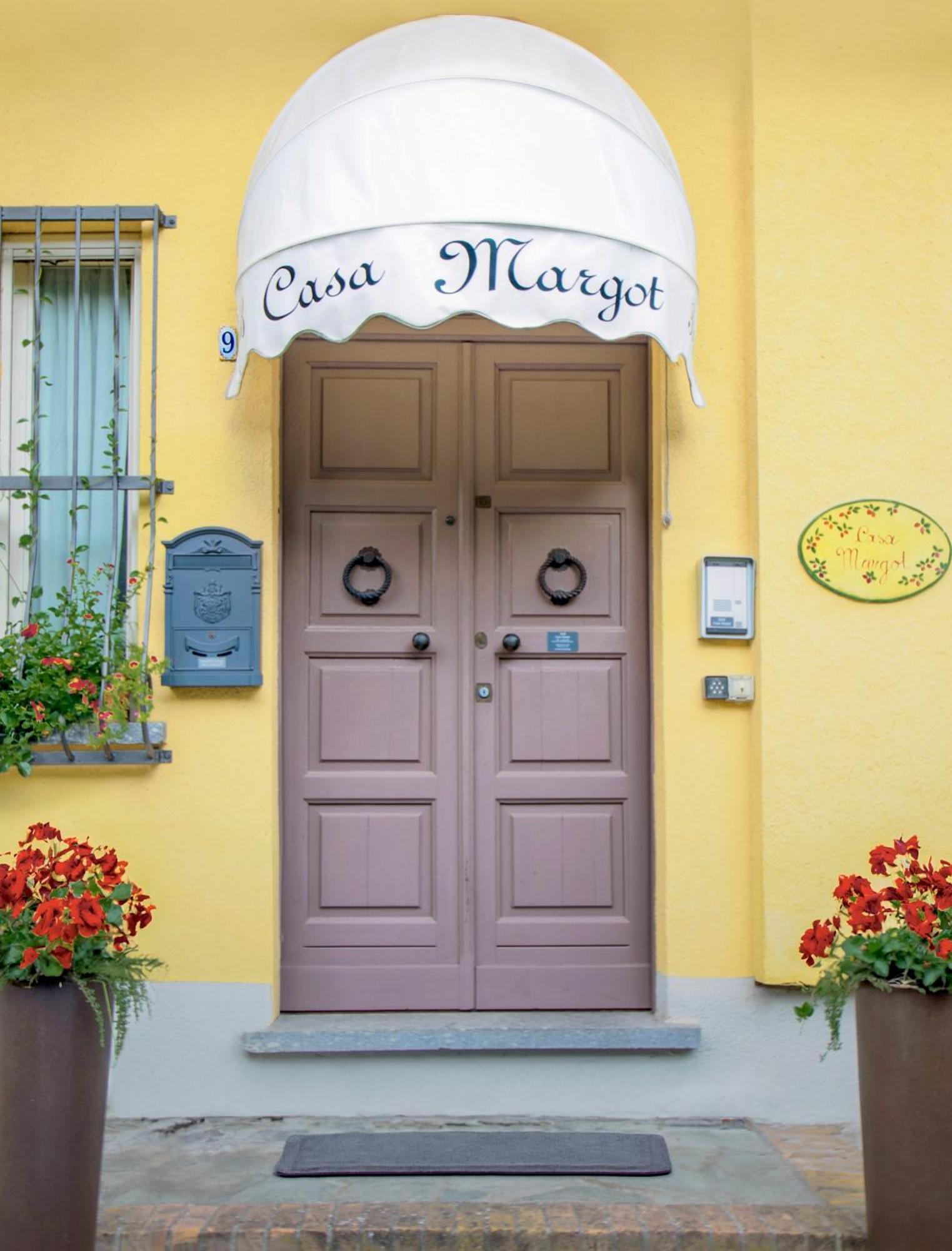 B&B Casa Margot Neive Exterior photo